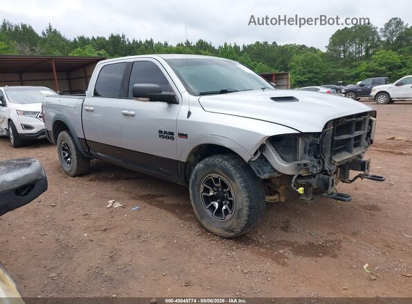 1C6RR7YT4GS336678 2016 RAM 1500 Серебряный Передняя правая четверть