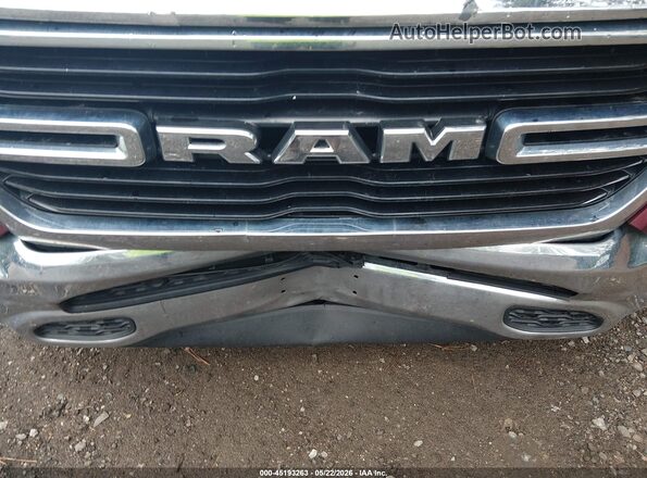 1C6RREFT5KN660916 2019 RAM 1500 Красный Вид спереди