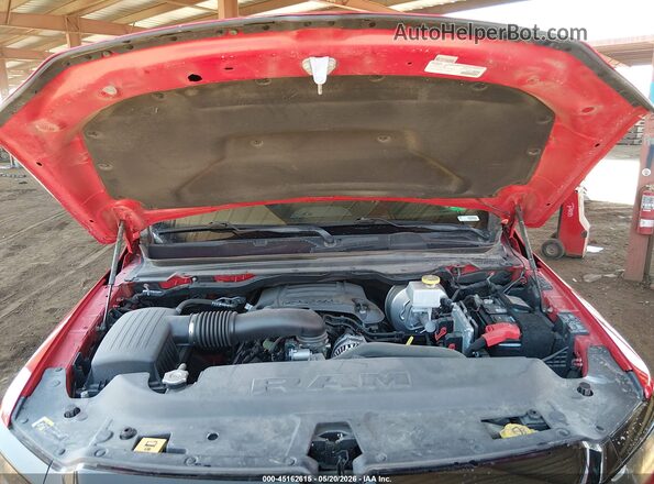 1C6RREFT6MN590068 2021 RAM 1500 Красный Вид сзади