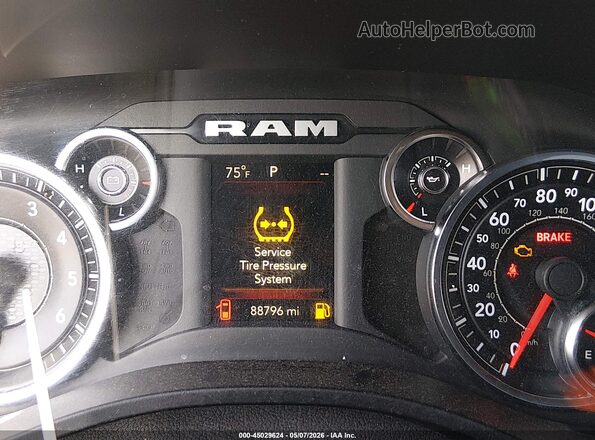 1C6RREFT7KN894197 2019 RAM 1500 Черный 