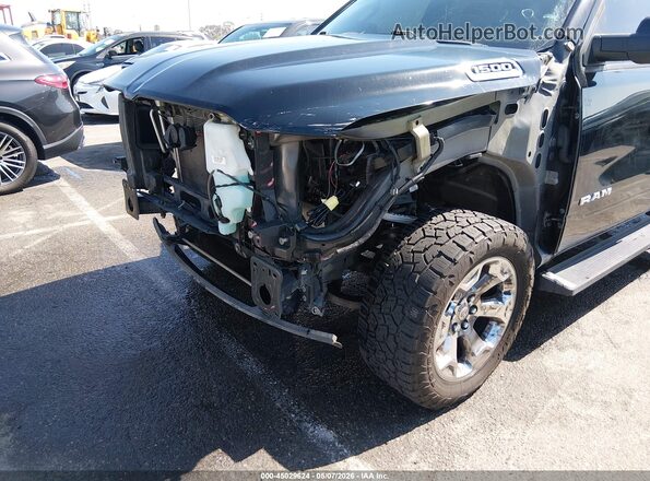 1C6RREFT7KN894197 2019 RAM 1500 Черный Вид спереди