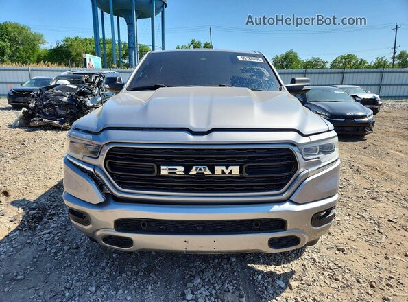 1C6RREHT6KN847689 2019 RAM 1500 Silver Widok z przodu
