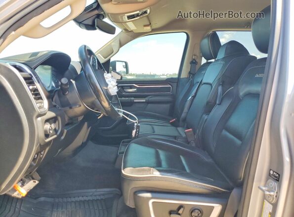 1C6RREJM7MN834004 2021 RAM 1500 Silver Vista interior delantera