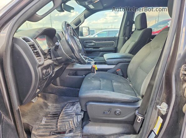 1C6RRFFG4KN791277 2019 RAM 1500 Серый Вид салона спереди