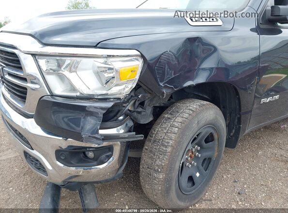 1C6RRFFG5KN819054 2019 RAM 1500 Черный Вид спереди