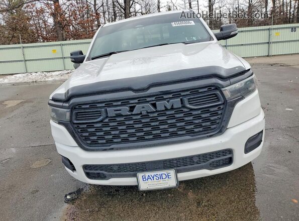 1C6RRFFG8SN540410 2025 RAM 1500 Белый Вид спереди