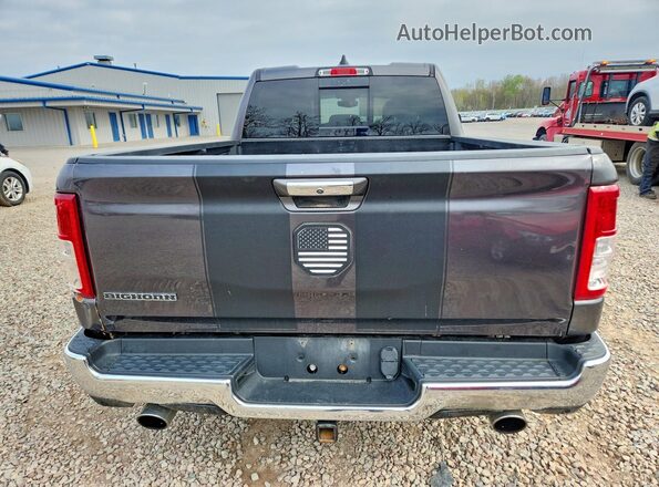1C6SRFBT2KN764289 2019 RAM 1500 Серый Вид сзади