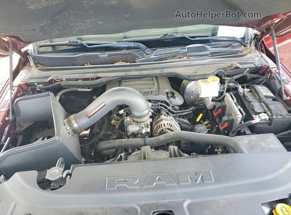 1C6SRFBT2NN109912 2022 RAM 1500 Maroon Widok wnętrza z tyłu