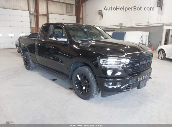 1C6SRFBT7KN886484 2019 RAM 1500 Черный Передняя правая четверть