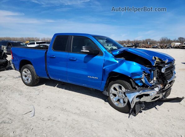 1C6SRFBT8MN687253 2021 RAM 1500 Синий Передняя правая четверть