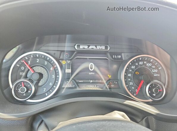 1C6SRFFP5TN255778 2026 RAM 1500 Green Widok zestawu wskaźników