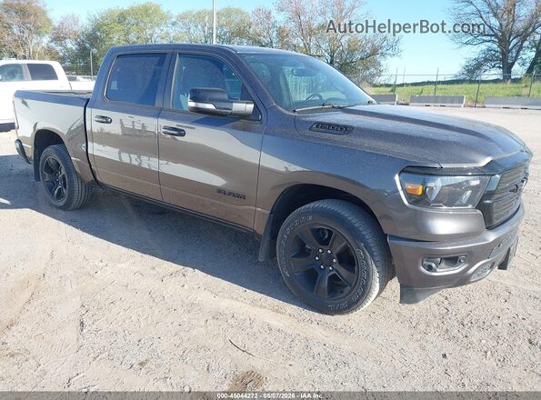 1C6SRFFT0MN588744 2021 RAM 1500 Черный Передняя правая четверть
