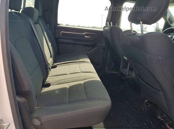 1C6SRFFT2KN738642 2019 RAM 1500 Белый Вид задних сидений