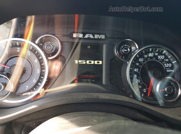 1C6SRFFT2KN738642 2019 RAM 1500 Белый Вид щитка приборов