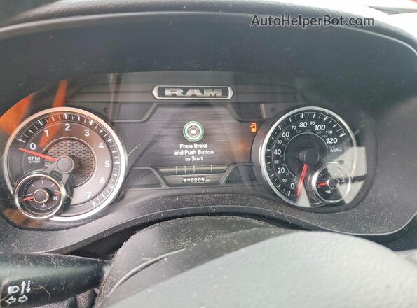 1C6SRFFT2MN565823 2021 RAM 1500 Бордовый Вид щитка приборов