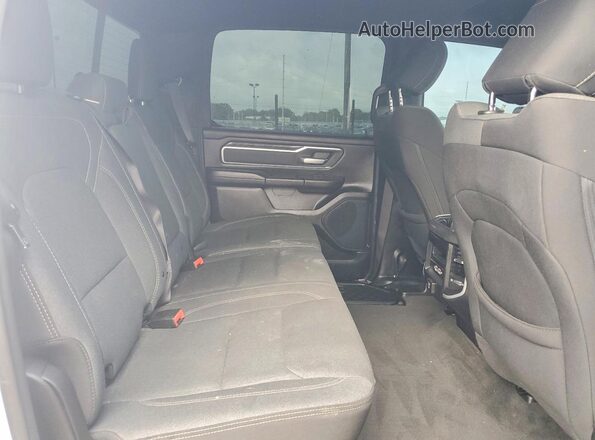 1C6SRFFT3LN419994 2020 RAM 1500 White Вид задніх сидінь
