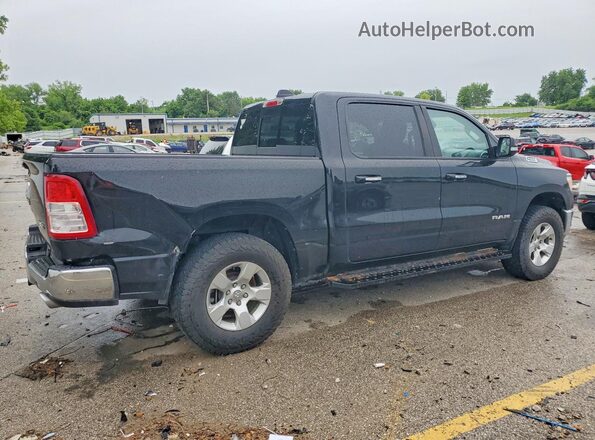 1C6SRFFT4KN698046 2019 RAM 1500 Черный Задняя правая четверть