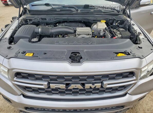 1C6SRFFT4NN221282 2022 RAM 1500 Серебряный Вид задней части салона