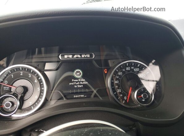 1C6SRFFT4NN221282 2022 RAM 1500 Серебряный Вид щитка приборов