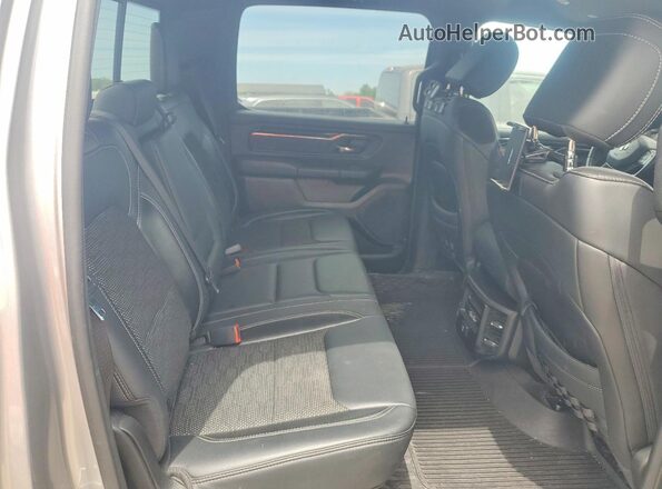 1C6SRFFT5MN596354 2021 RAM 1500 Silver Vista de los asientos traseros