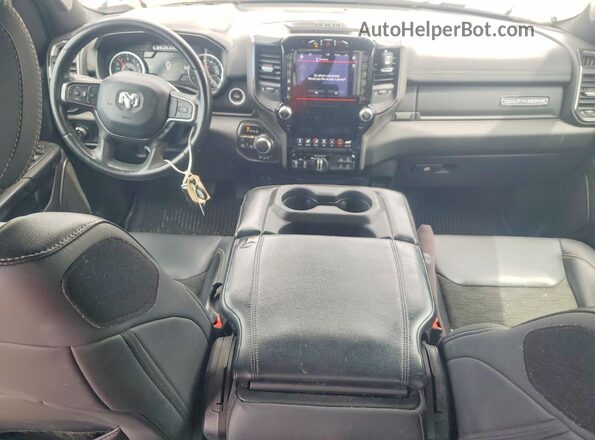 1C6SRFFT5MN596354 2021 RAM 1500 Silver Vista del salpicadero