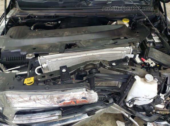 1C6SRFFT5MN716072 2021 RAM 1500 Gray Widok wnętrza z tyłu