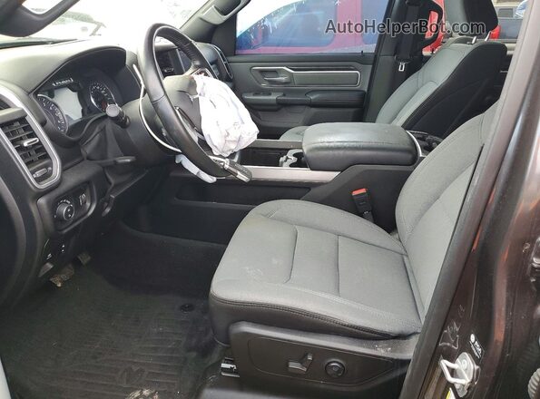 1C6SRFFT5MN716072 2021 RAM 1500 Gray Widok wnętrza z przodu