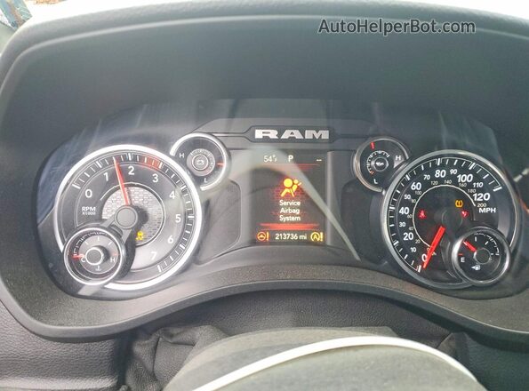 1C6SRFFT6LN200575 2020 RAM 1500 Black Widok zestawu wskaźników