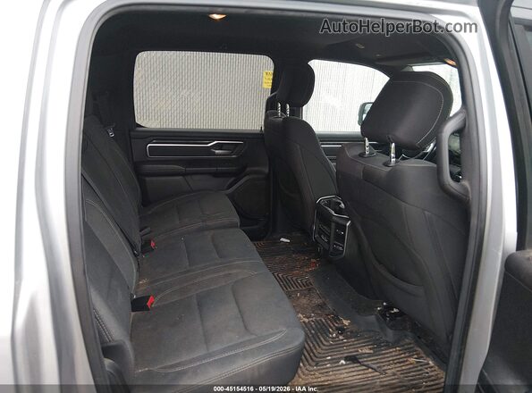 1C6SRFFT7KN849476 2019 RAM 1500 Серебряный Вид наклейки с VIN-кодом