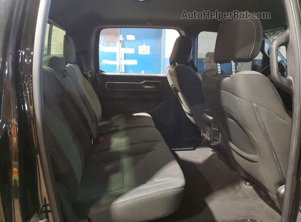 1C6SRFFT7KN899584 2019 RAM 1500 Black Вид задніх сидінь