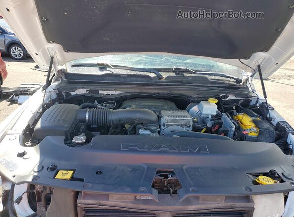 1C6SRFFTXLN293486 2020 RAM 1500 Белый Вид задней части салона