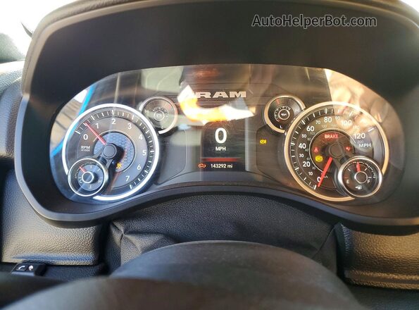 1C6SRFFTXMN514151 2021 RAM 1500 Blue Widok zestawu wskaźników