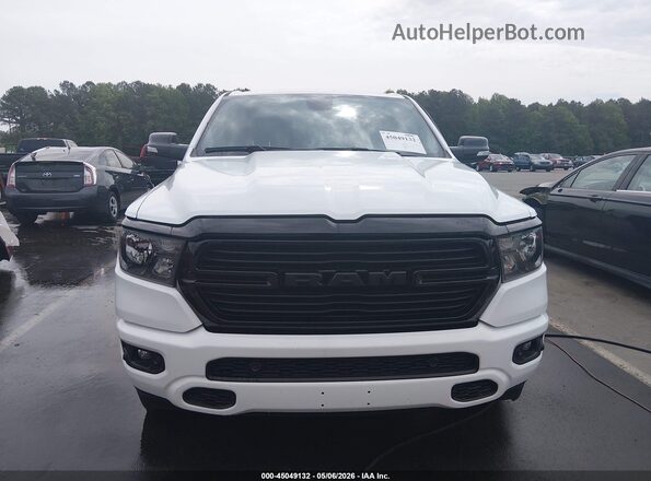 1C6SRFFTXMN647735 2021 RAM 1500 Белый Вид щитка приборов