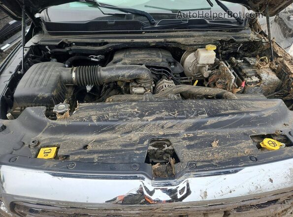 1C6SRFHT0KN669933 2019 RAM 1500 Black Widok wnętrza z tyłu