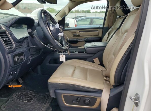 1C6SRFHT2KN620118 2019 RAM 1500 Белый Вид салона спереди