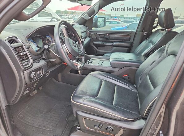 1C6SRFHT2NN137703 2022 RAM 1500 Gray Vista interior delantera
