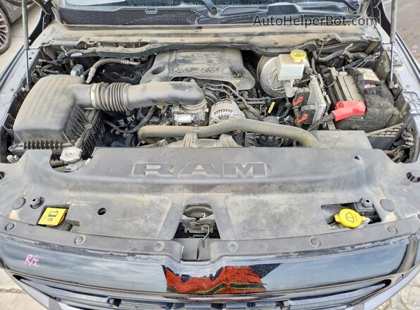 1C6SRFHT2NN137703 2022 RAM 1500 Gray Vista interior trasera