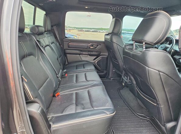 1C6SRFHT2NN137703 2022 RAM 1500 Gray Vista de los asientos traseros