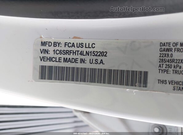 1C6SRFHT4LN152202 2020 RAM 1500 White Widok komory silnika