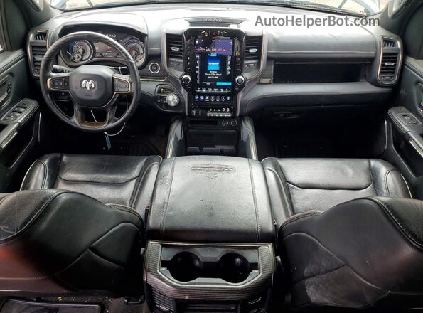 1C6SRFHT5LN110590 2020 RAM 1500 Черный Вид панели приборов
