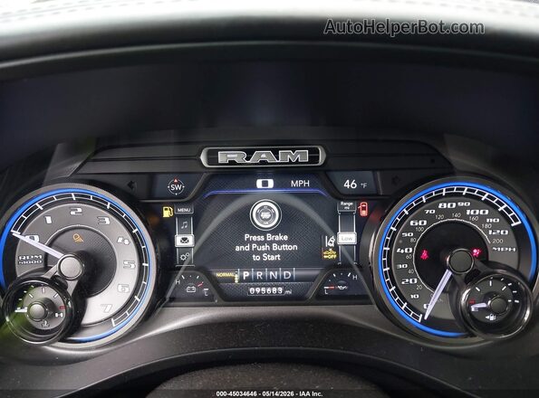1C6SRFHT6LN194130 2020 RAM 1500 Серебряный Вид задних сидений
