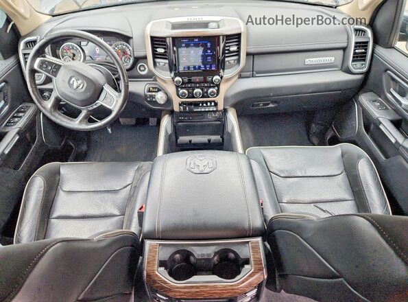 1C6SRFJT2KN513614 2019 RAM 1500 Серый Вид панели приборов