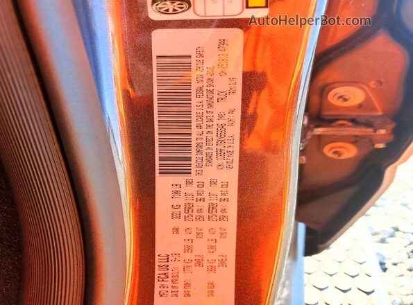 1C6SRFJT6KN556546 2019 RAM 1500 Gray Engine compartment view