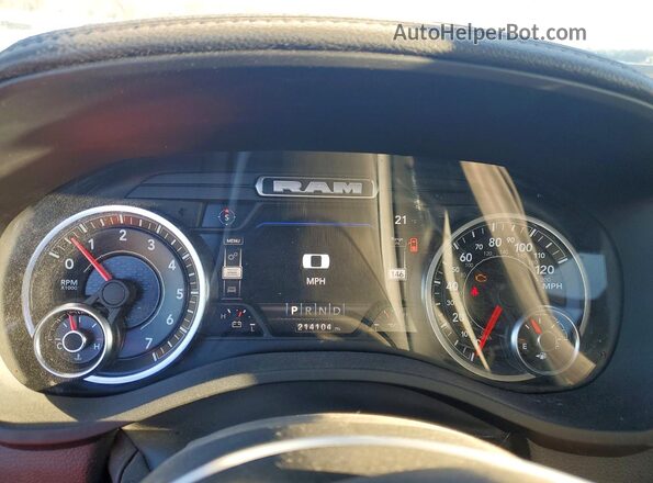 1C6SRFJT8NN163085 2022 RAM 1500 Черный Вид щитка приборов