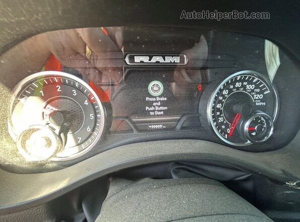 1C6SRFMP4SN546306 2025 RAM 1500 Black Vista del cuadro de instrumentos