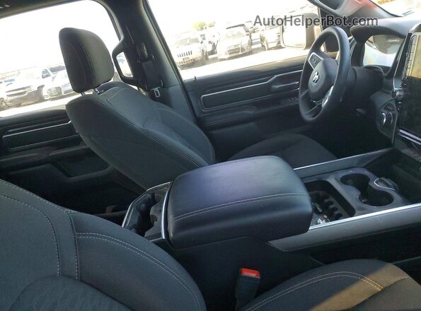 1C6SRFMP4SN546306 2025 RAM 1500 Black Vista del salpicadero