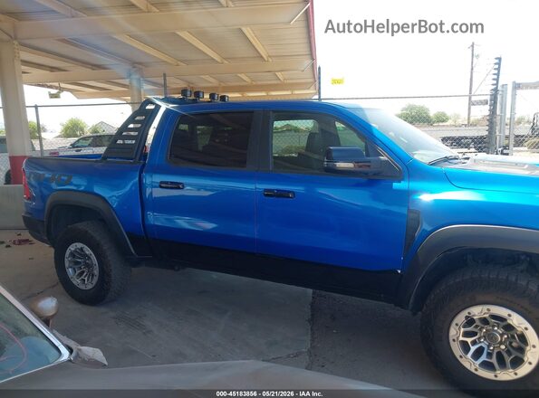 1C6SRFUP8SN573606 2025 RAM 1500 Blue Widok wnętrza z tyłu
