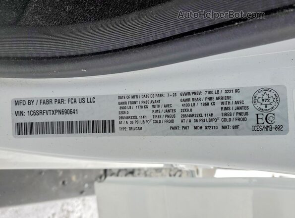 1C6SRFVTXPN690641 2023 RAM 1500 White Widok naklejki z numerem VIN