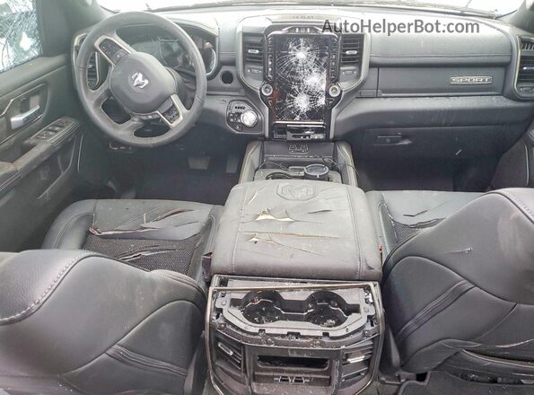 1C6SRFVTXPN690641 2023 RAM 1500 White Widok deski rozdzielczej