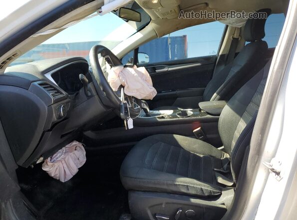 1FA6P0H79G5113956 2016 FORD FUSION Белый Вид салона спереди